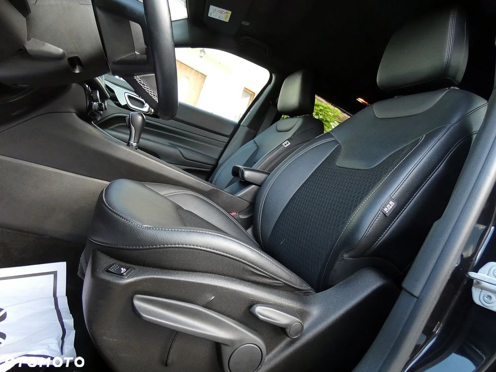 Jeep Compass 1.3 TMair 80th Anniversary FWD S&S DDCT - 9
