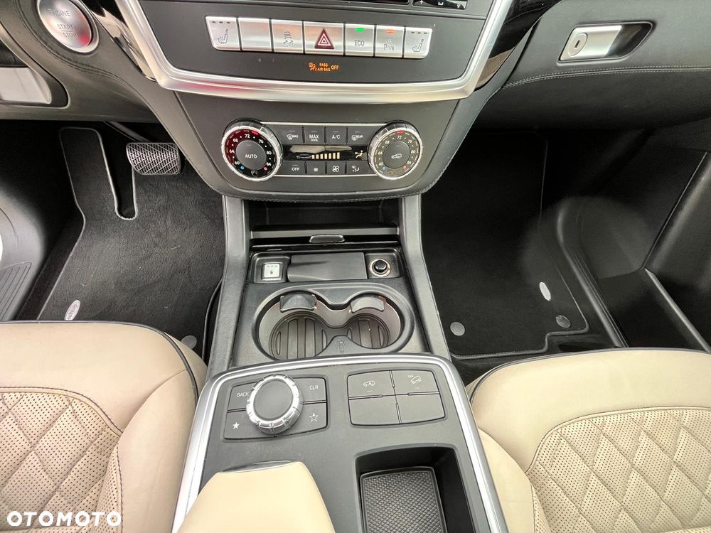 Mercedes-Benz GL 400 4Matic 7G-TRONIC - 28