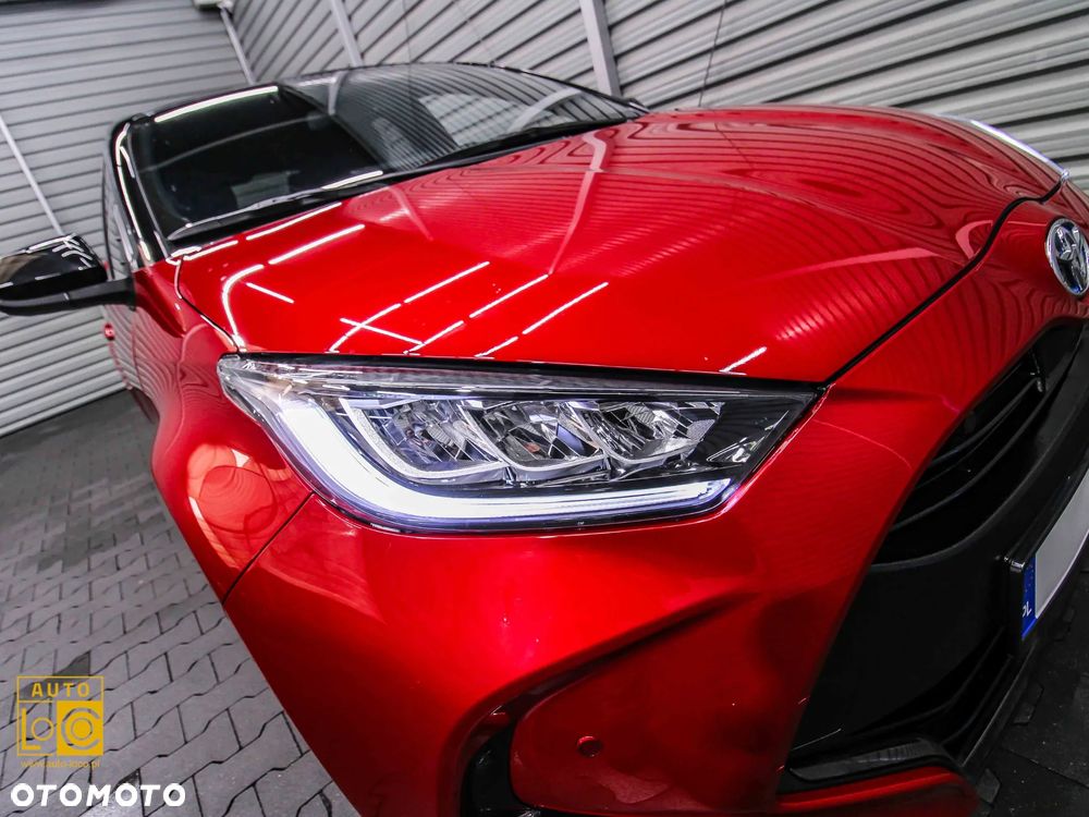Toyota Yaris Hybrid 1.5 Style - 33