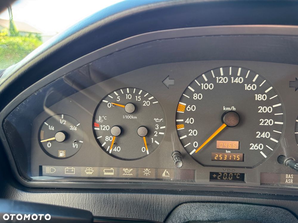 Mercedes-Benz SL - 20