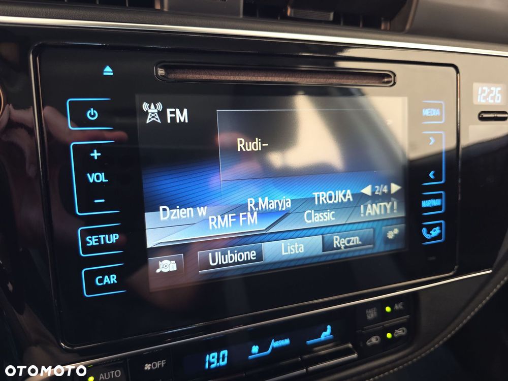 Toyota Auris - 22