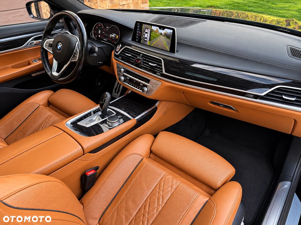 BMW Seria 7 750d xDrive - 26