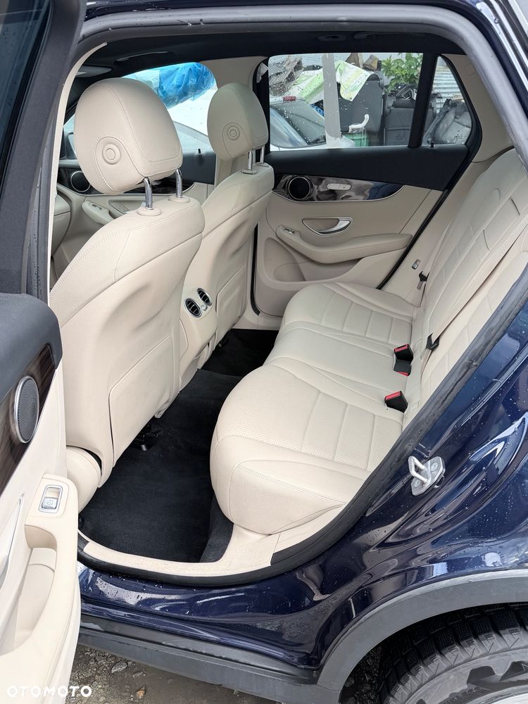 Mercedes-Benz GLC 300 4-Matic - 31