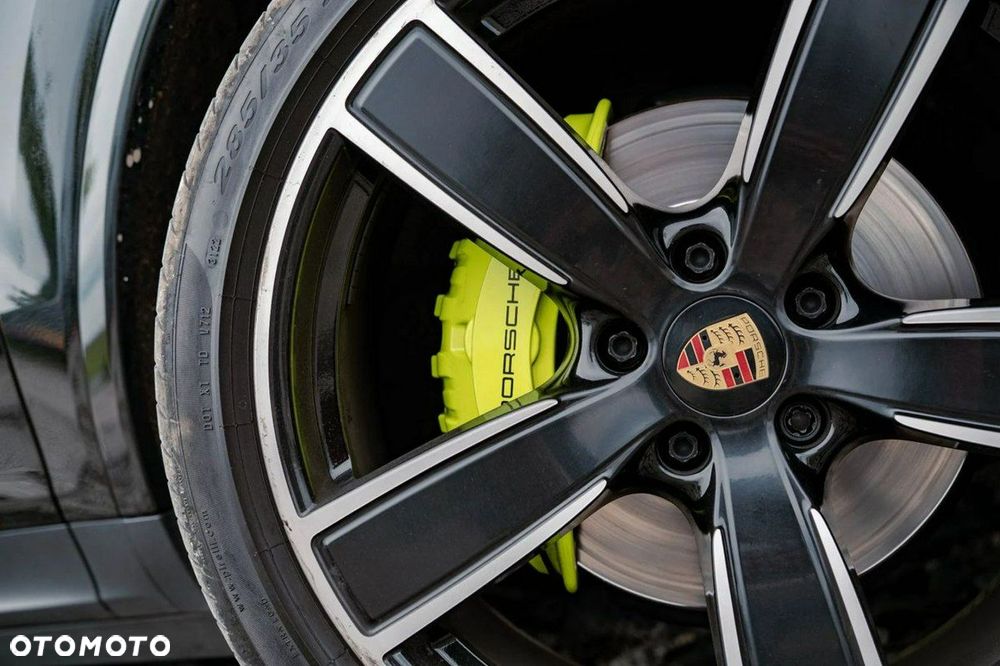 Porsche Cayenne - 15