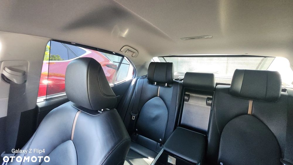 Toyota Camry 2.5 Hybrid Executive CVT - 13