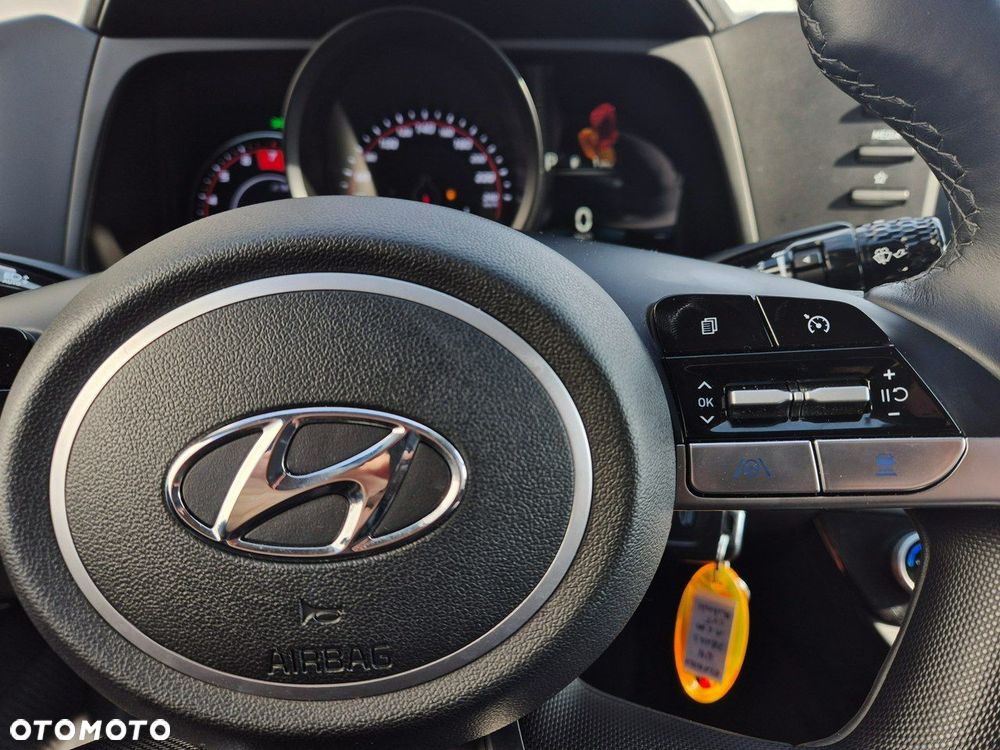 Hyundai Elantra - 21