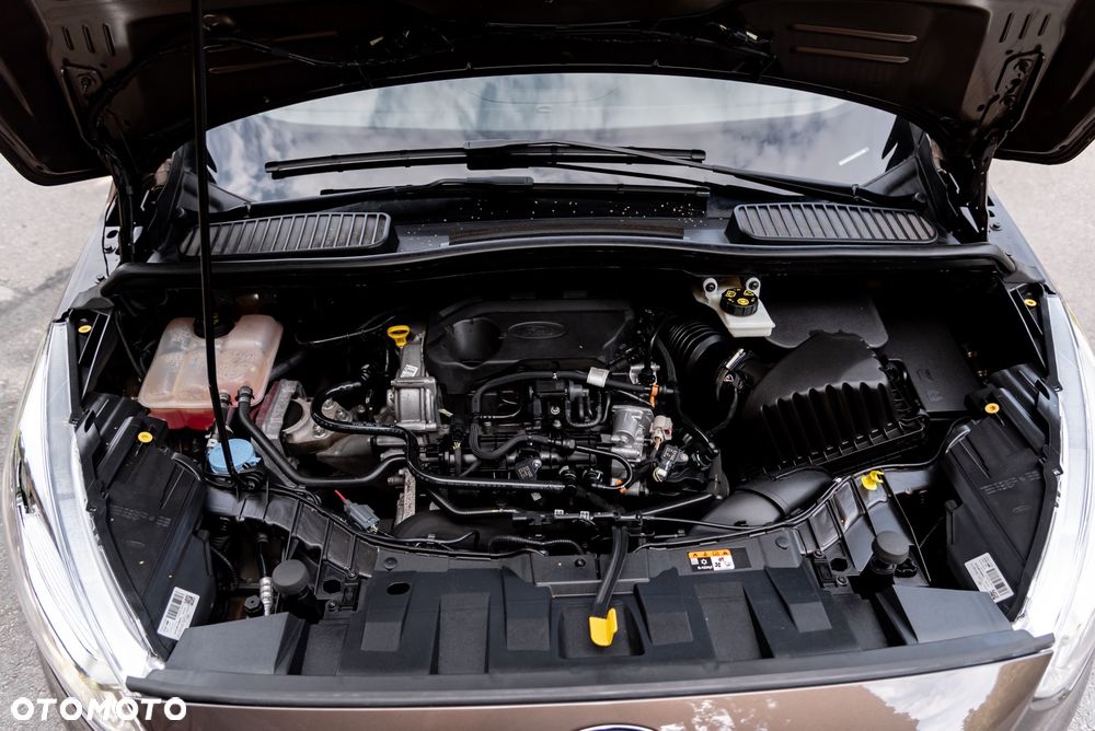Ford Grand C-MAX - 39