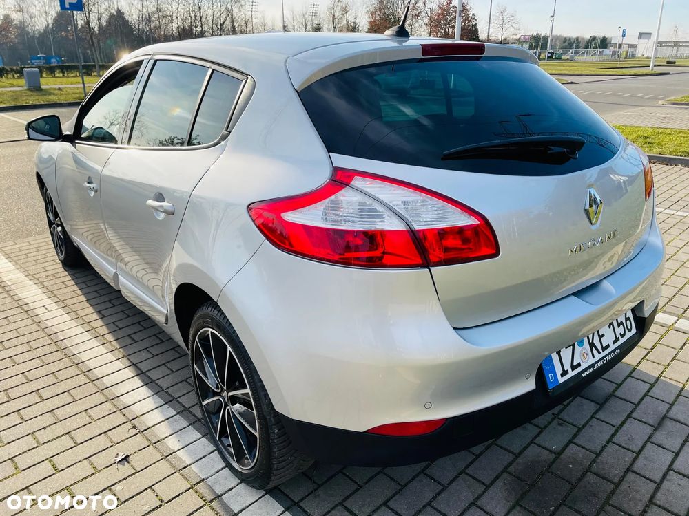 Renault Megane 2.0 140 CVT Bose Edition - 3