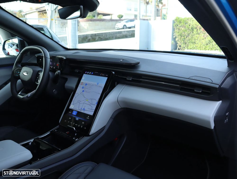 Ford Explorer 79 kWh Premium AWD - 22