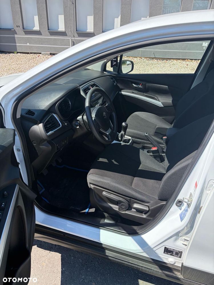 Suzuki SX4 S-Cross - 33