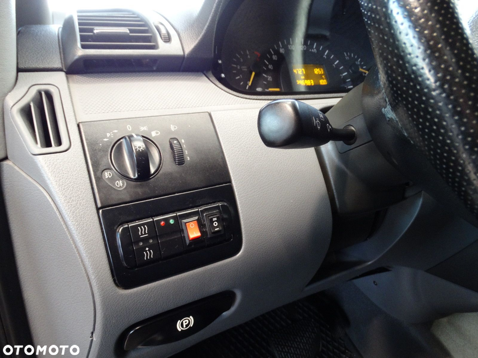 Mercedes-Benz Viano - 12