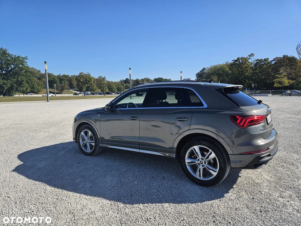 Audi Q3 45 TFSI Quattro S-Line S tronic - 2