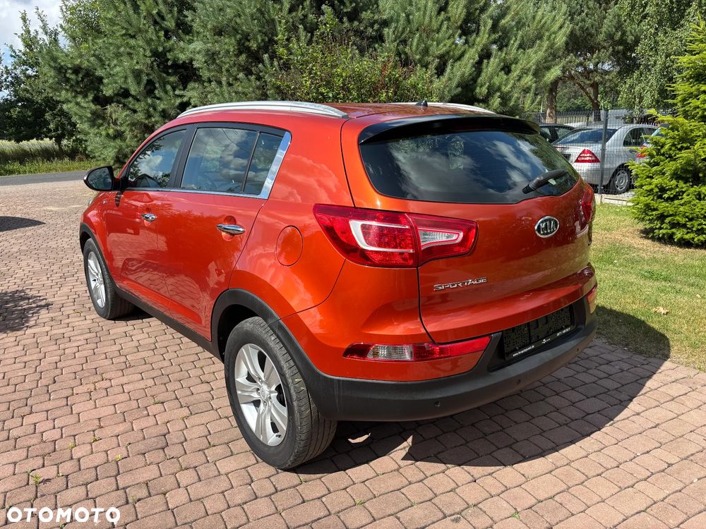 Kia Sportage 2.0 CRDI AWD Vision - 8