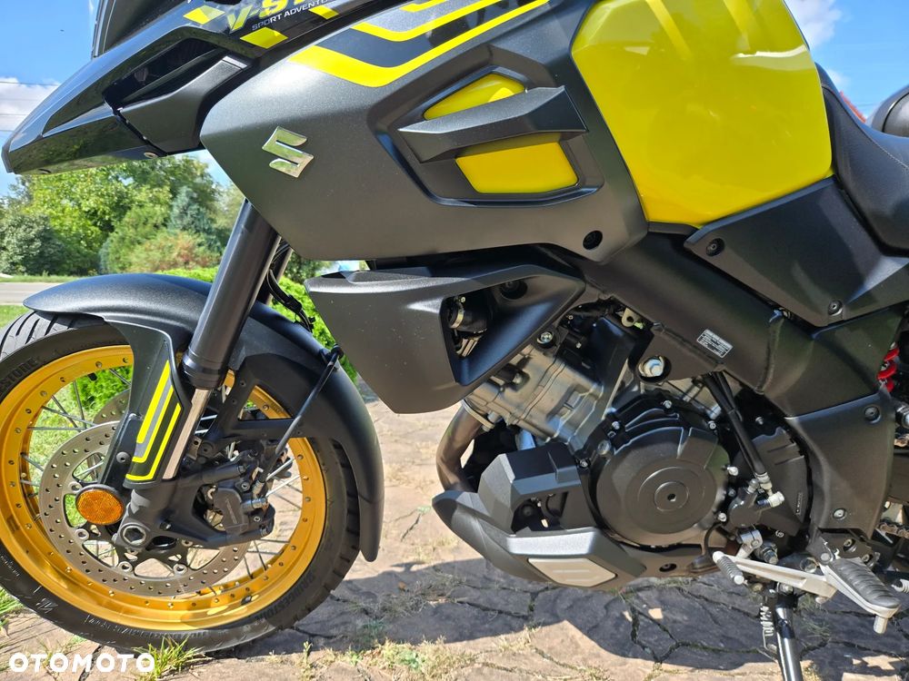 Suzuki V-STROM - 17
