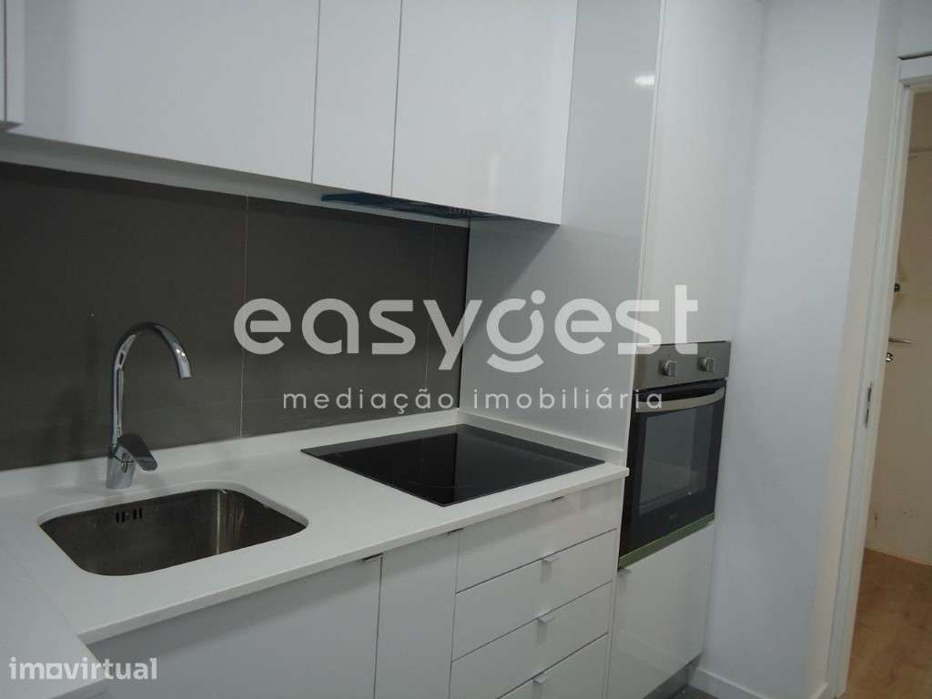 Apartamento T2 - Totalmente Remodelado - Falagueira - Amadora - Grande imagem: 3/18