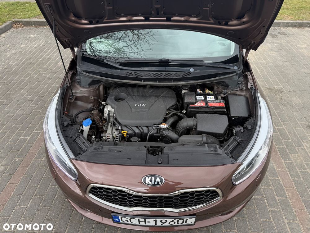 Kia Ceed 1.6 GDI Business Line - 25