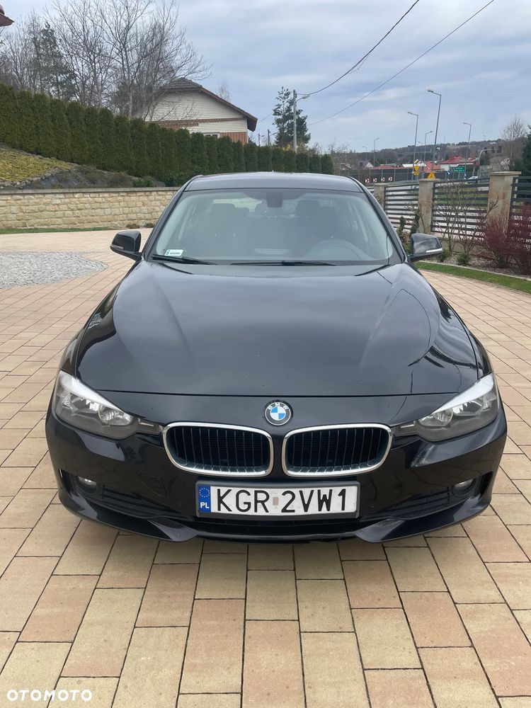 BMW Seria 3 318d - 1