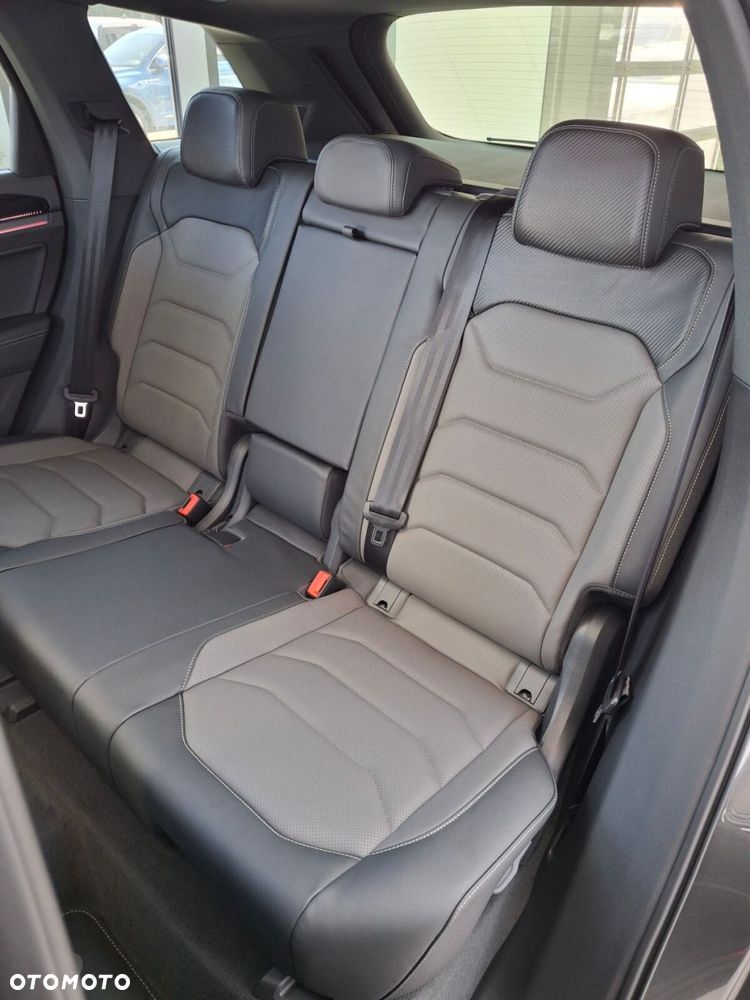 Volkswagen Touareg 3.0 V6 TDI 4Motion R-Line Final Edition - 19