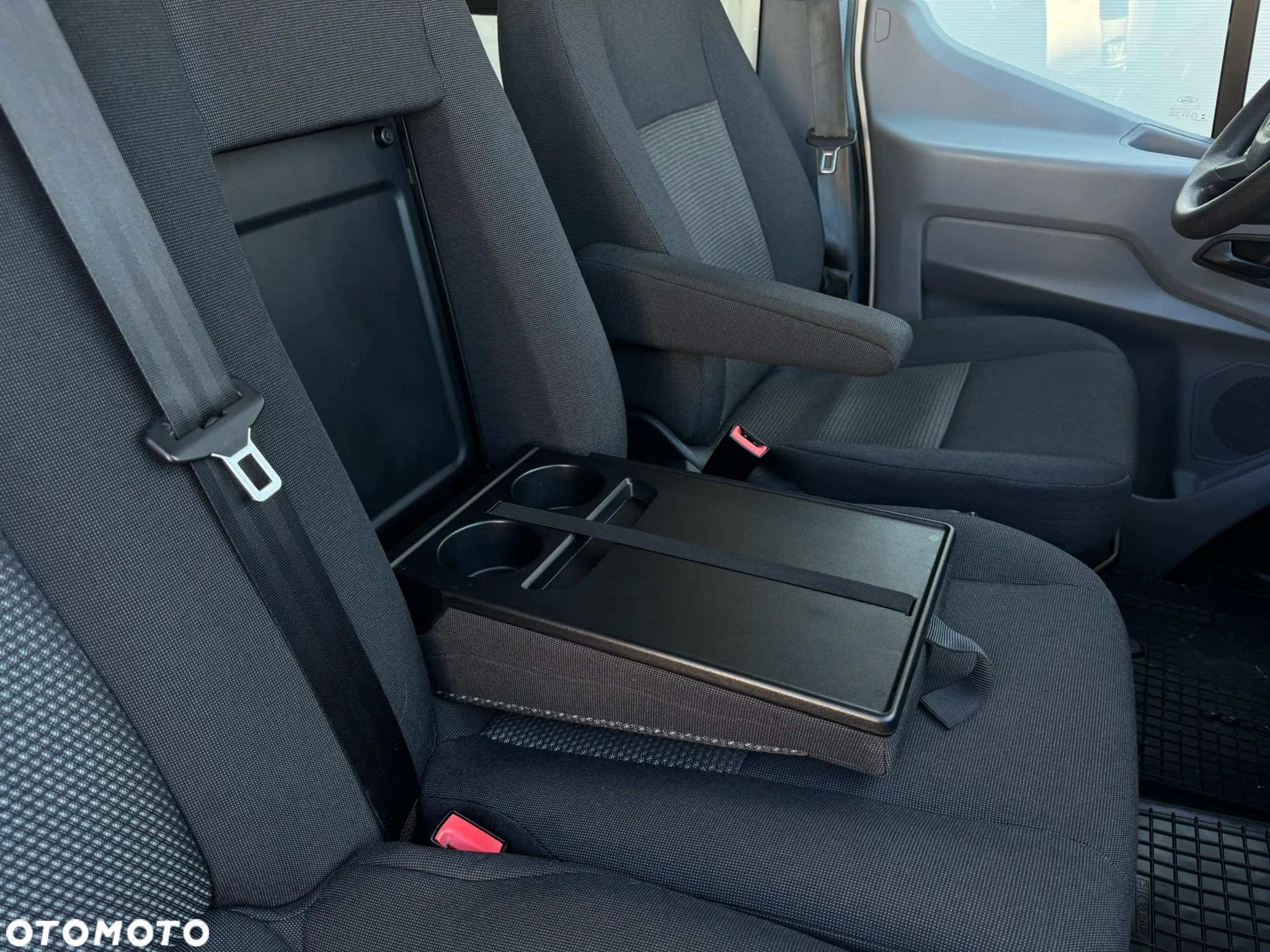 Ford Transit - 18