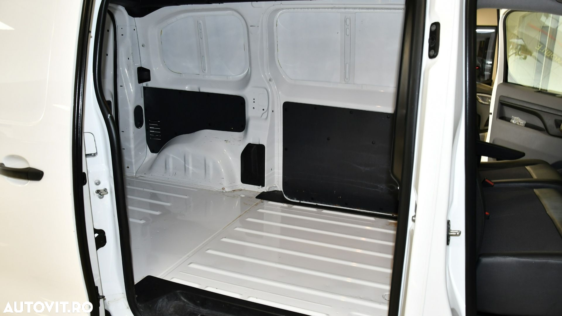 Peugeot Expert - 14