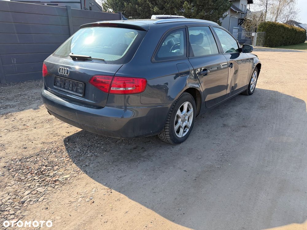 Audi A4 Avant 2.0 TDI DPF Attraction - 10