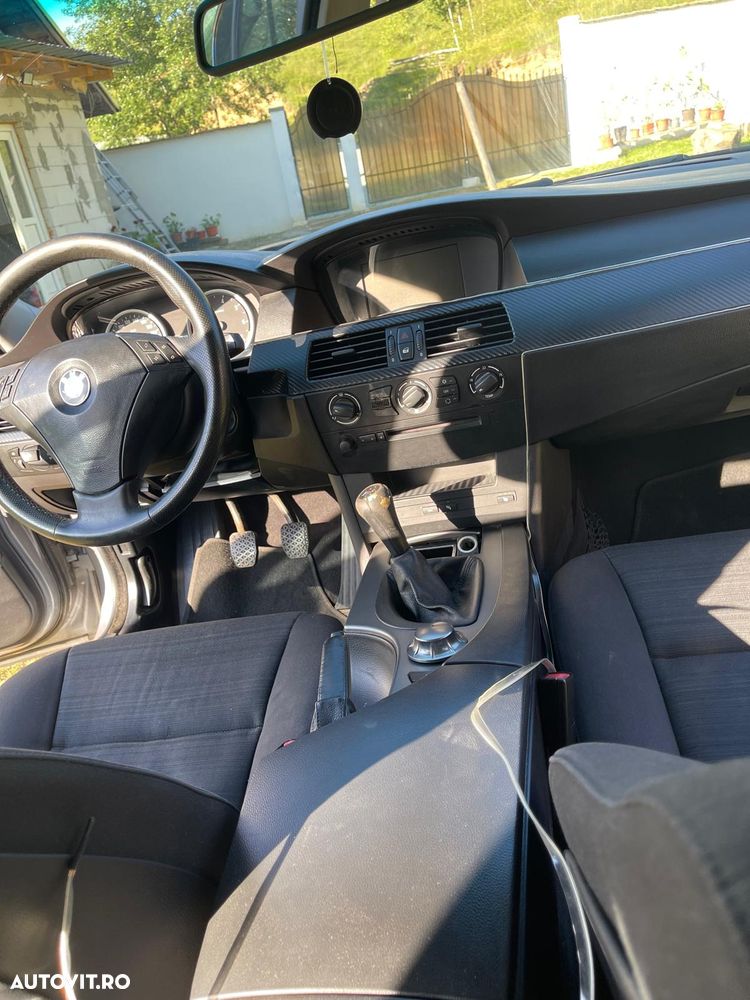 BMW i5 ver-520i - 10