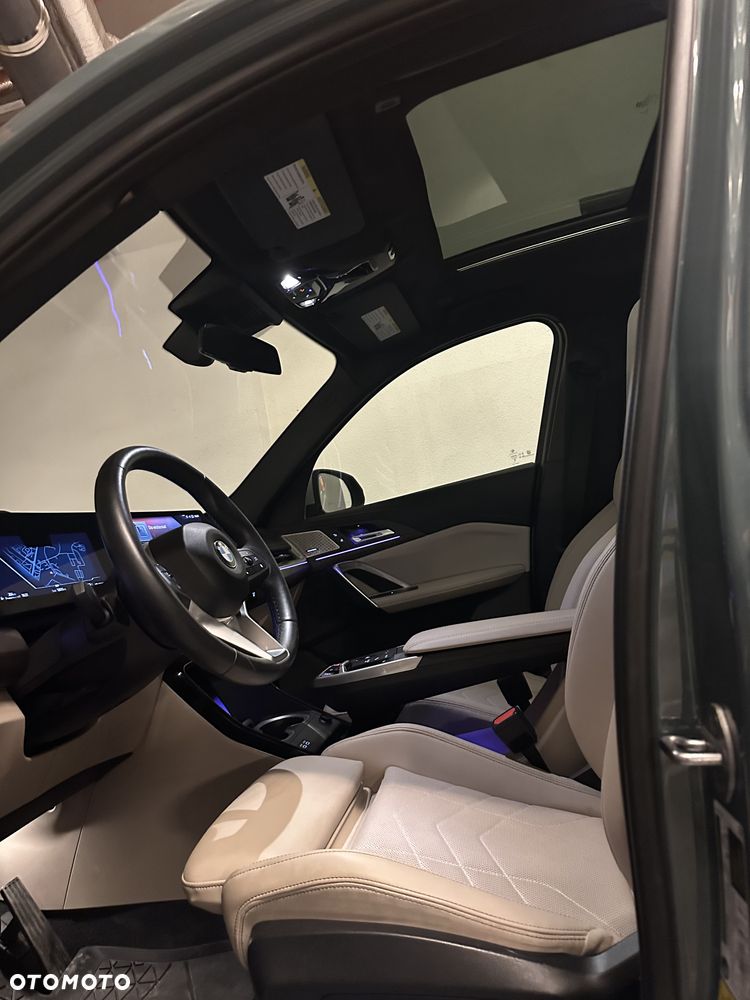 BMW X1 - 10