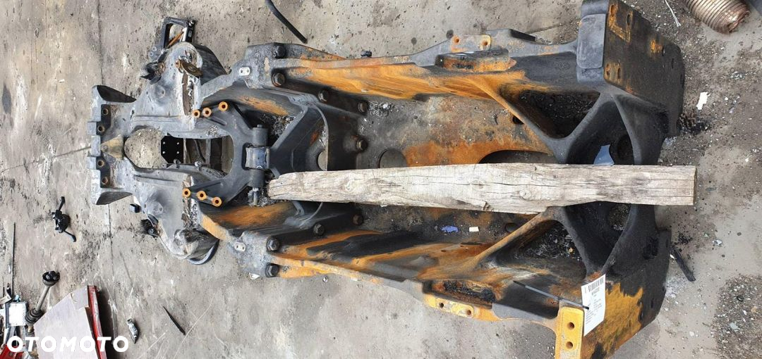 RAMA NEW HOLLAND T8 T8.320 2015 - 2