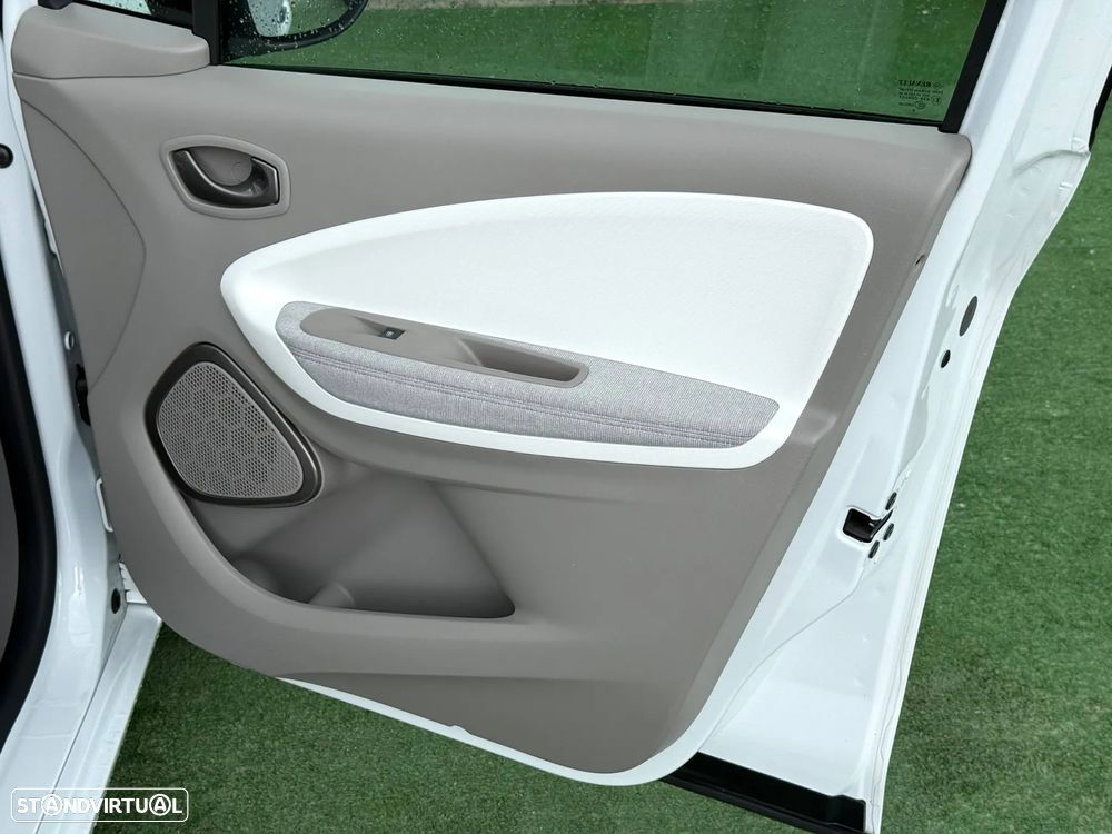 Renault Zoe (c/ Bateria) 41 kwh Intens - 31