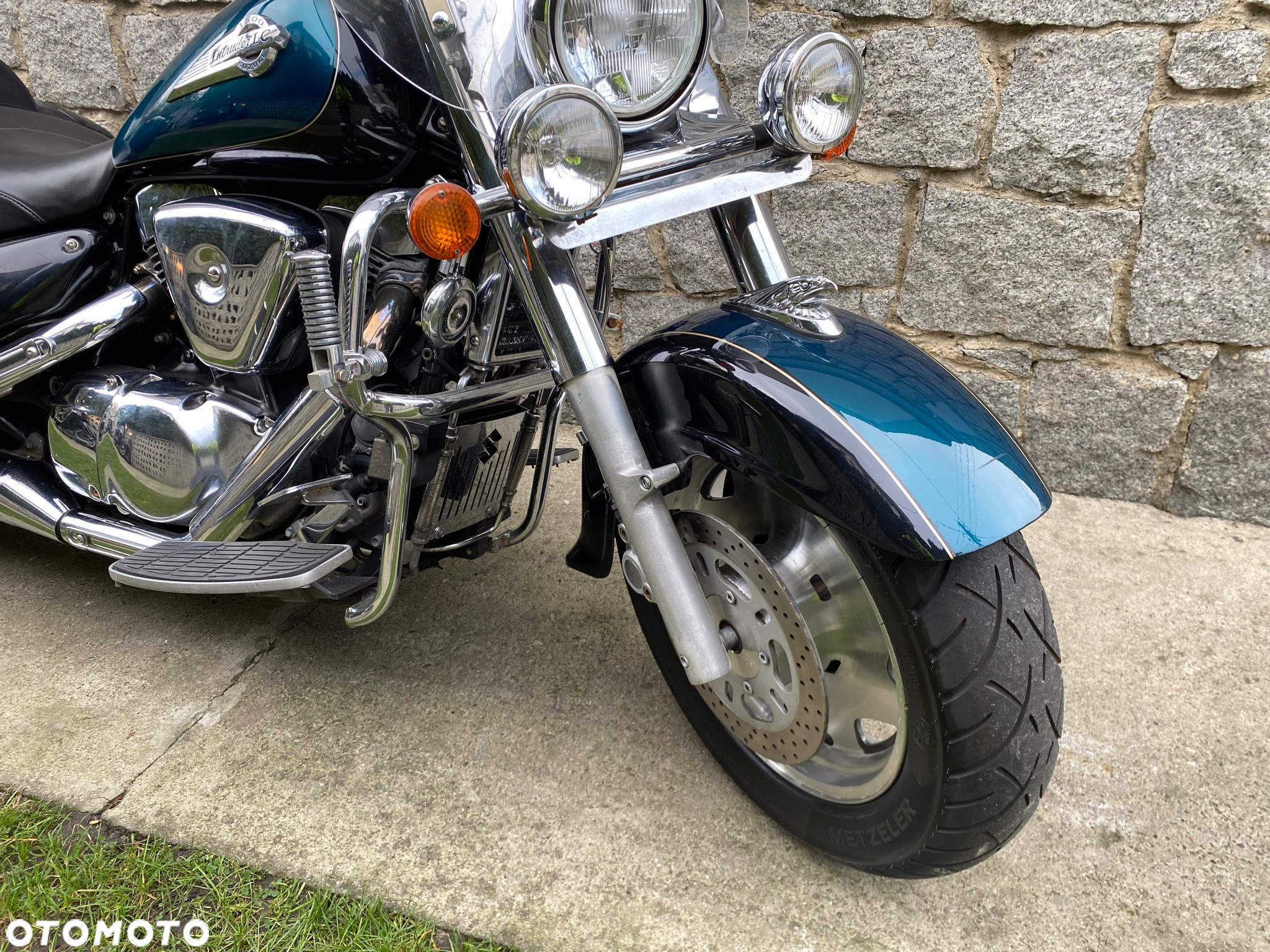 Suzuki Intruder - 9