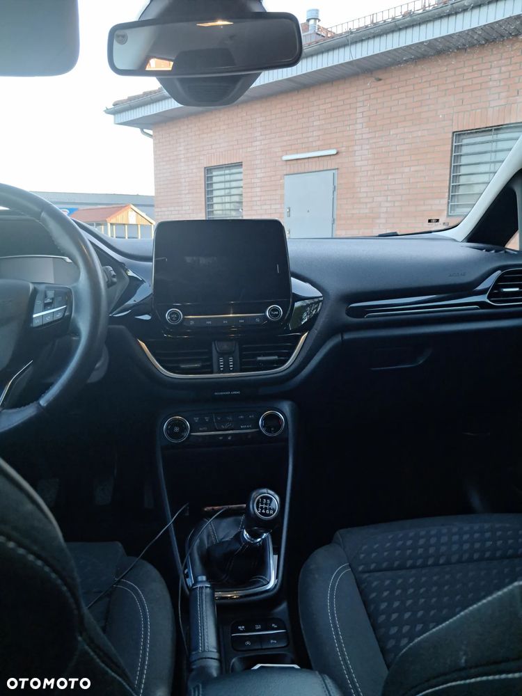 Ford Fiesta 1.5 TDCi S&S TITANIUM - 17