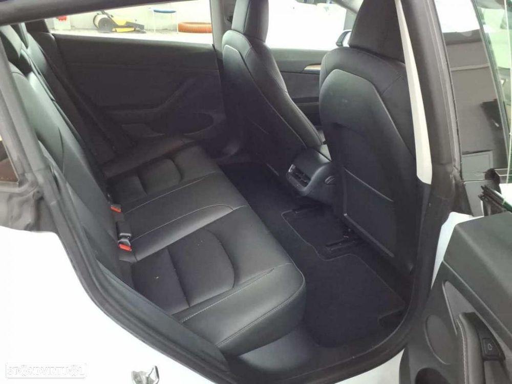 Tesla Model 3 Standard RWD - 5