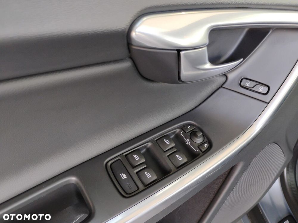 Volvo XC 60 - 14