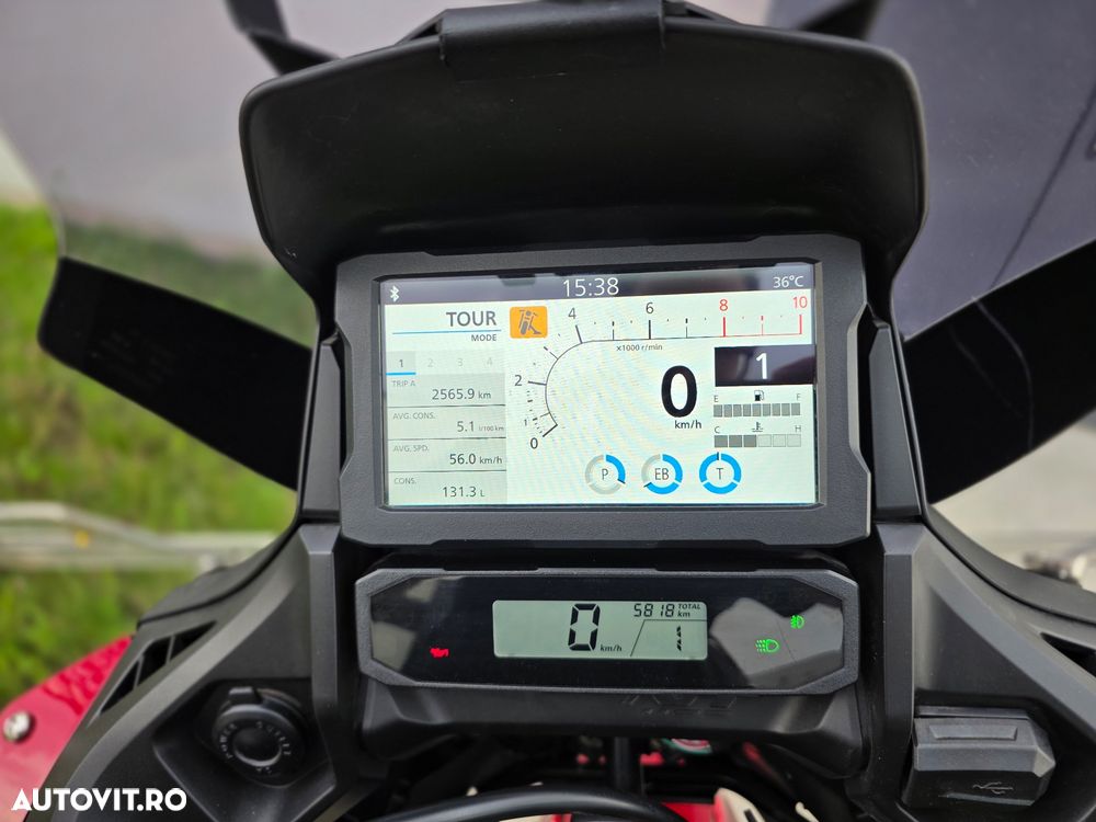 Honda NT 1100 - 8