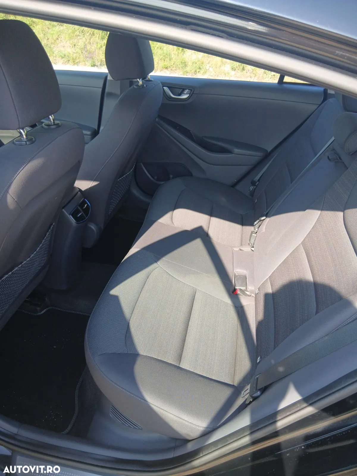 Hyundai IONIQ Hybrid 1.6 GDI - 17