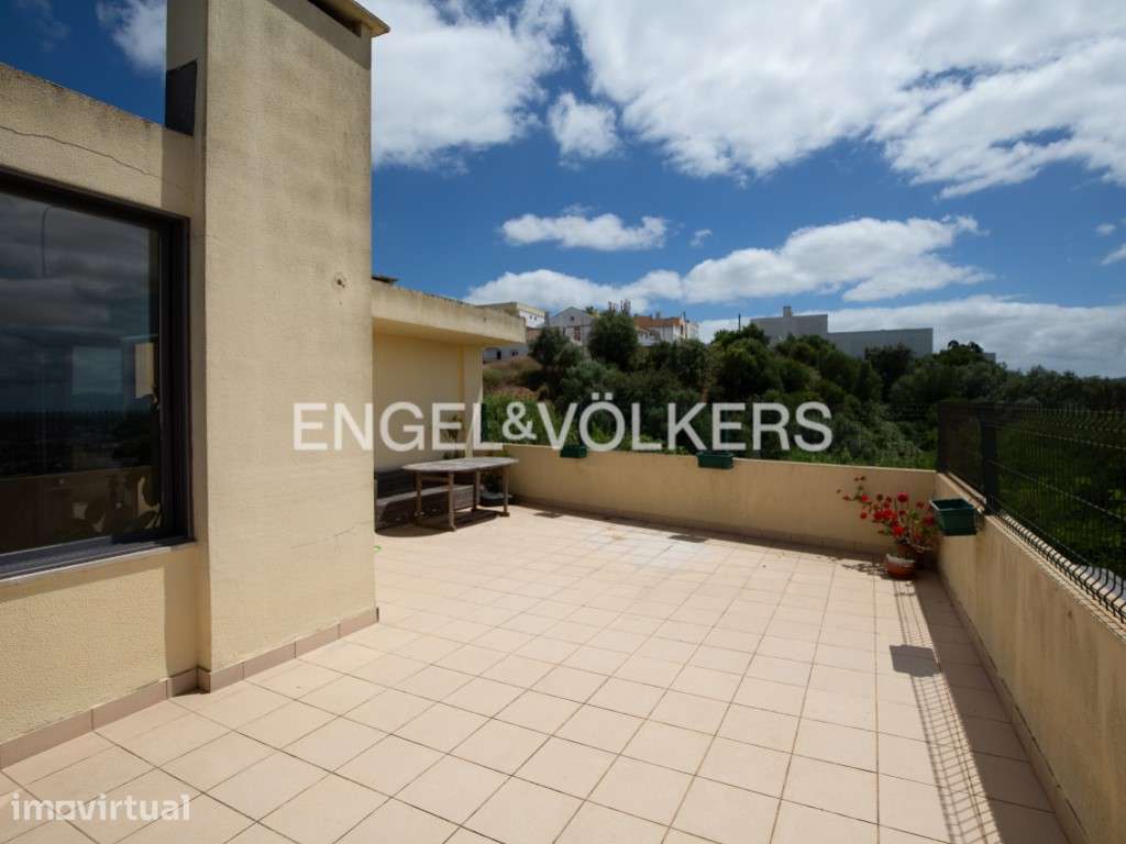 Apartamento Duplex T5 em Palmela - Grande imagem: 2/27