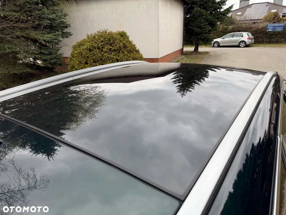 Jaguar XF D200 R-Dynamic S - 25