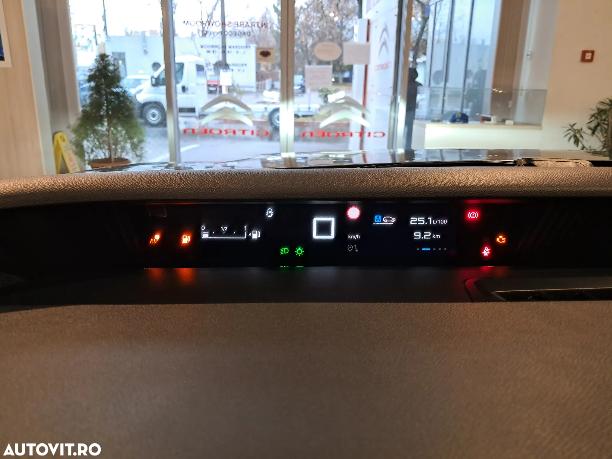 Citroën C3 1.2 PureTech 100 S&S BVM6 MAX - 21