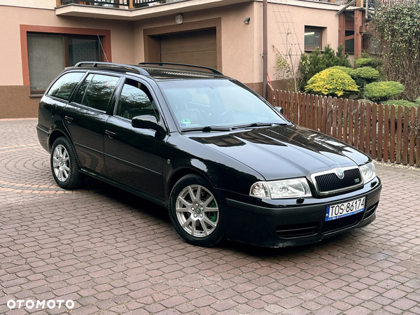 Skoda Octavia 1.8 T Combi RS