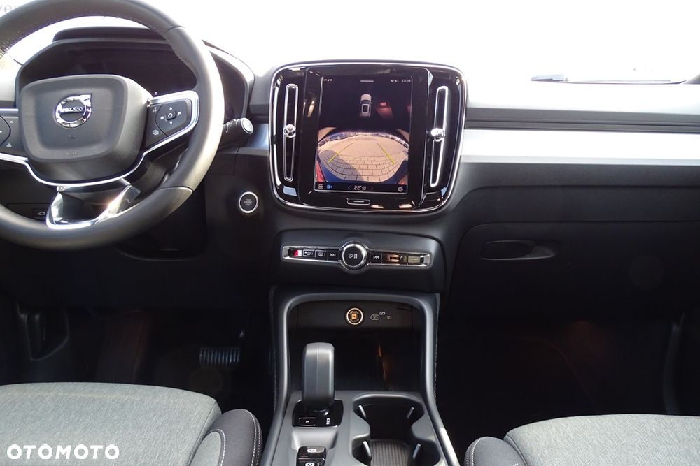 Volvo XC 40 2024