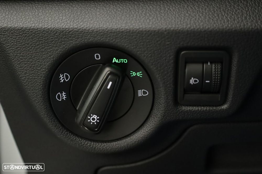 Skoda Kamiq 1.0 TSI DSG - 18