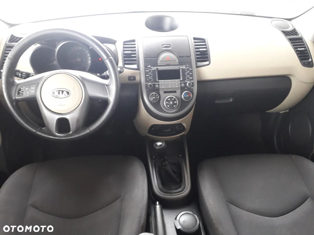 Kia Soul 1.6 L - 39