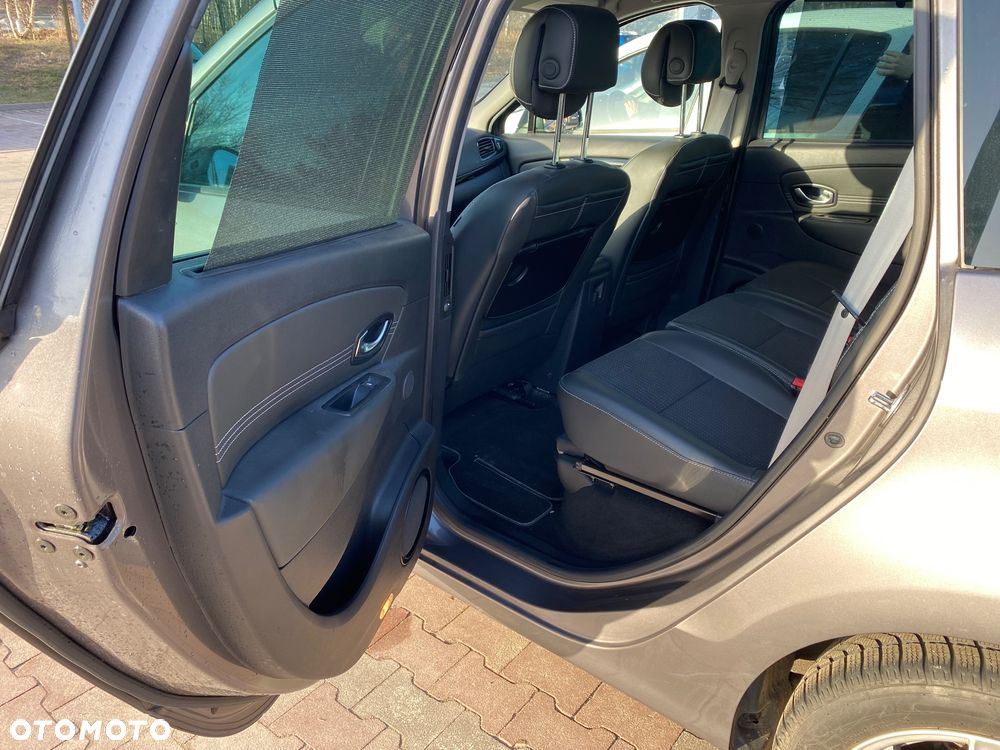 Renault Scenic 1.9 dCi Bose Edition - 10