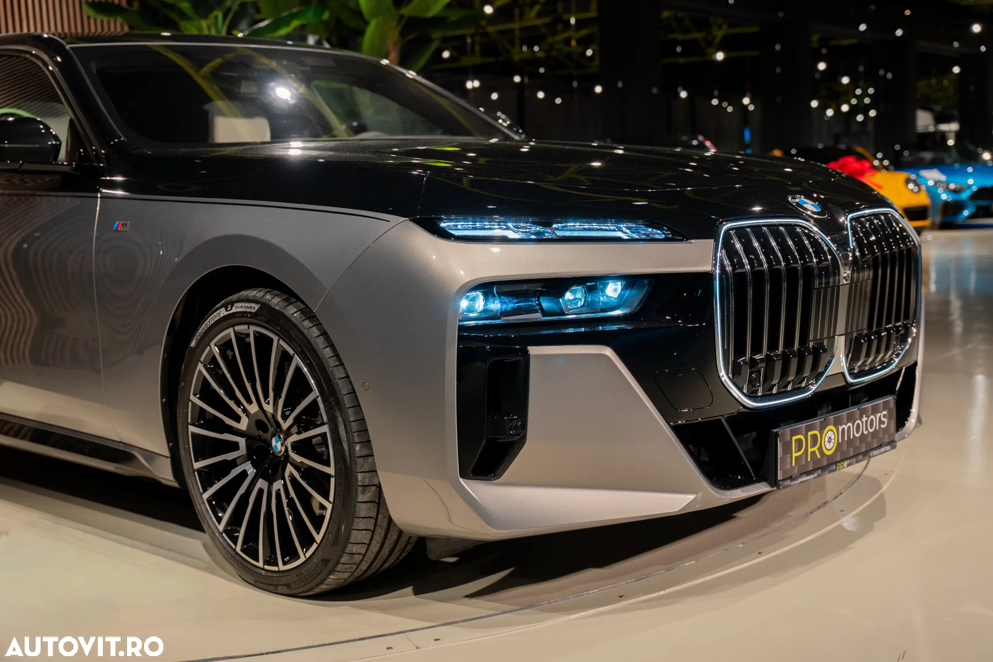 BMW Seria 7 740d xDrive MHEV - 26