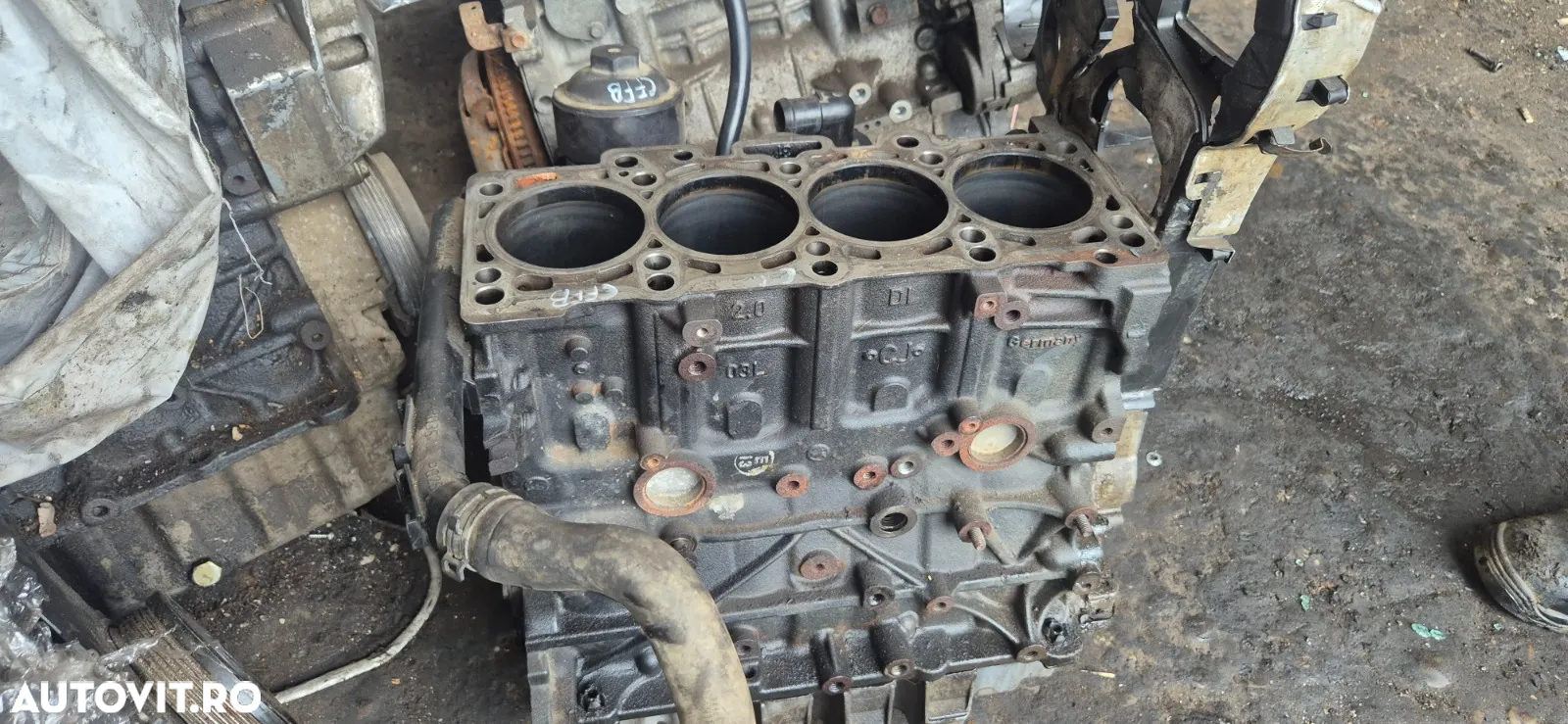 Bloc motor  dezechipat Vw Passat B6 B7 Touran E-OS motor 2.0 tdi cod CFFB 103kw 140cp Euro 5 E5 - 4
