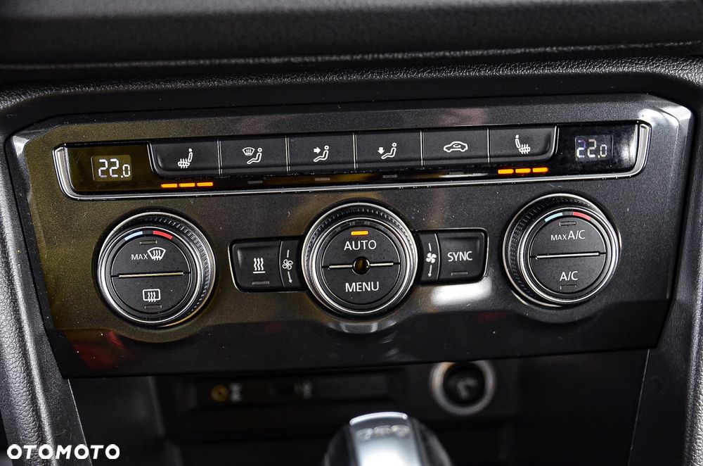 Volkswagen Tiguan 2,0 TSI OPF 4Motion DSG R-Line - 32