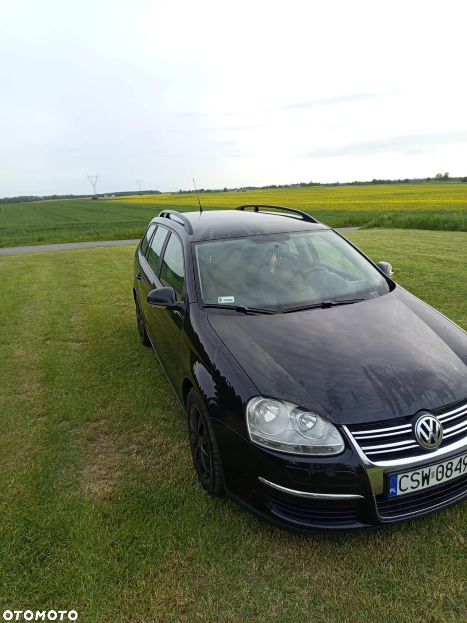 Volkswagen Golf - 5