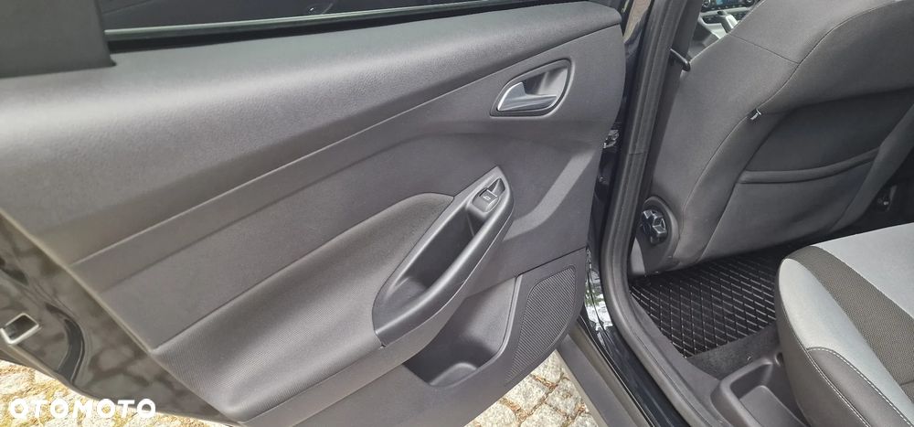 Ford Focus 1.0 EcoBoost STart-Stopp-System Titanium - 17