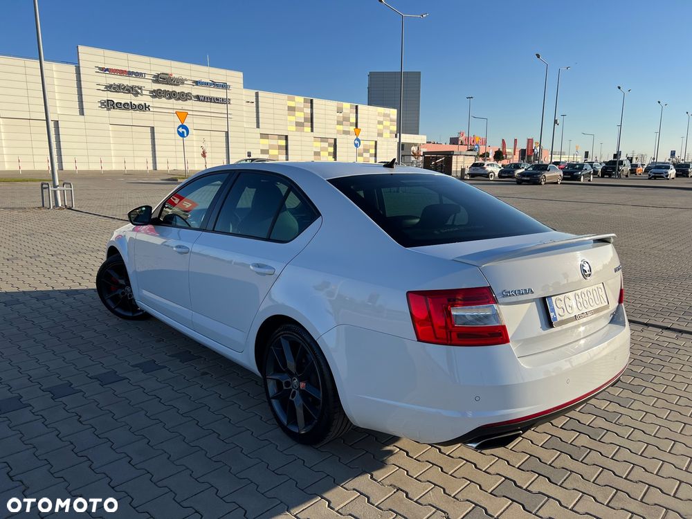 Skoda Octavia 2.0 TSI RS - 7