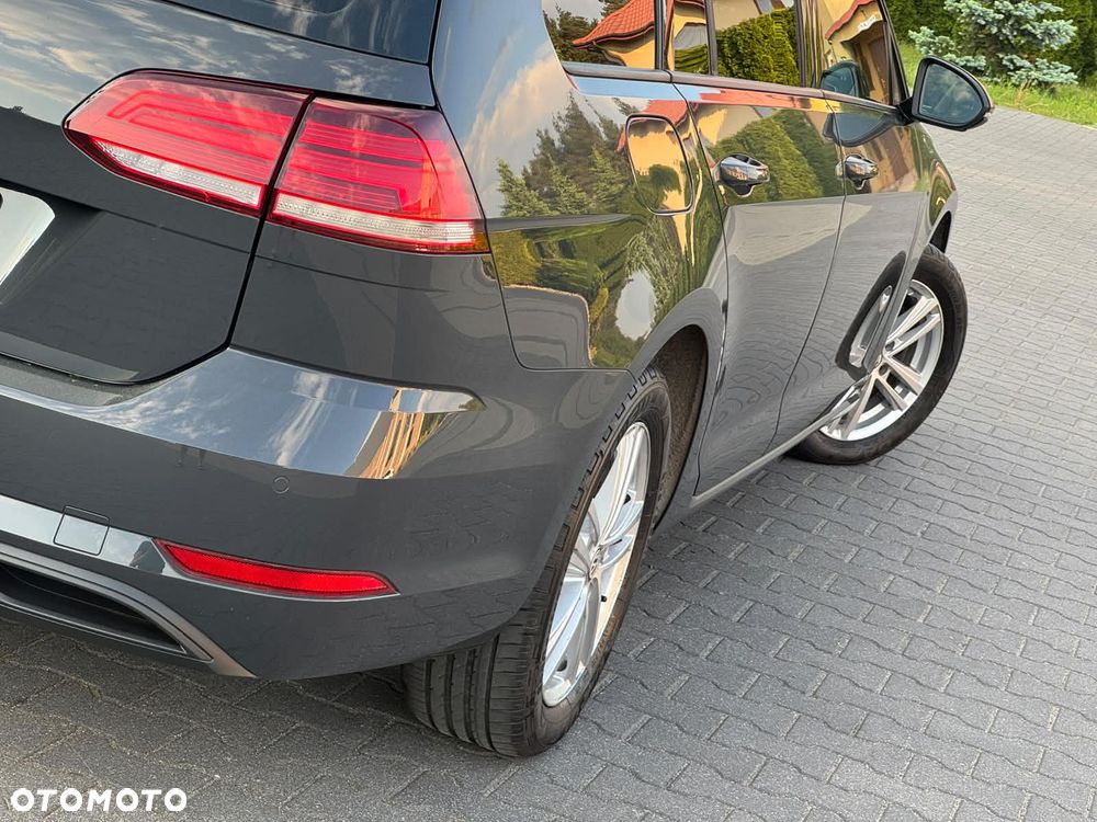 Volkswagen Golf 1.0 TSI BMT Trendline - 23